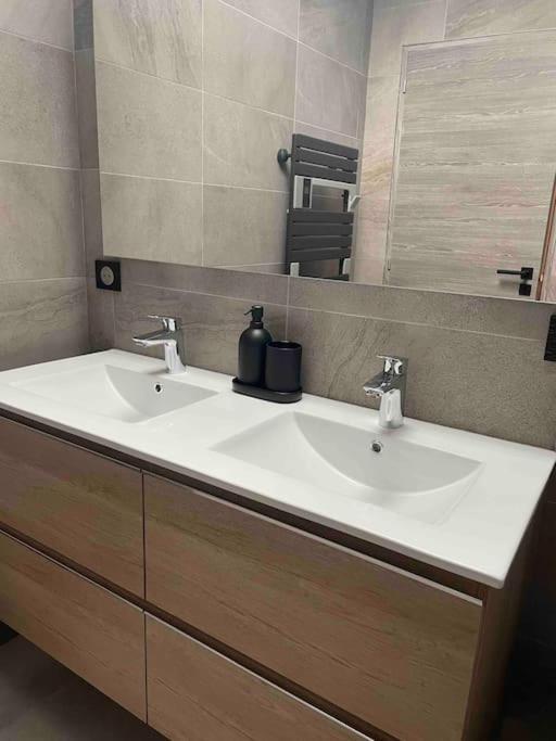 Maison Meursault Parking Ferme Екстер'єр фото